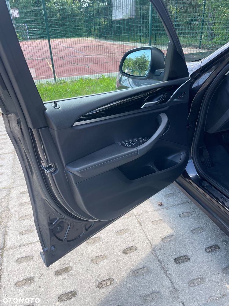 BMW X3 sDrive18d MHEV Luxury Line sport - 11