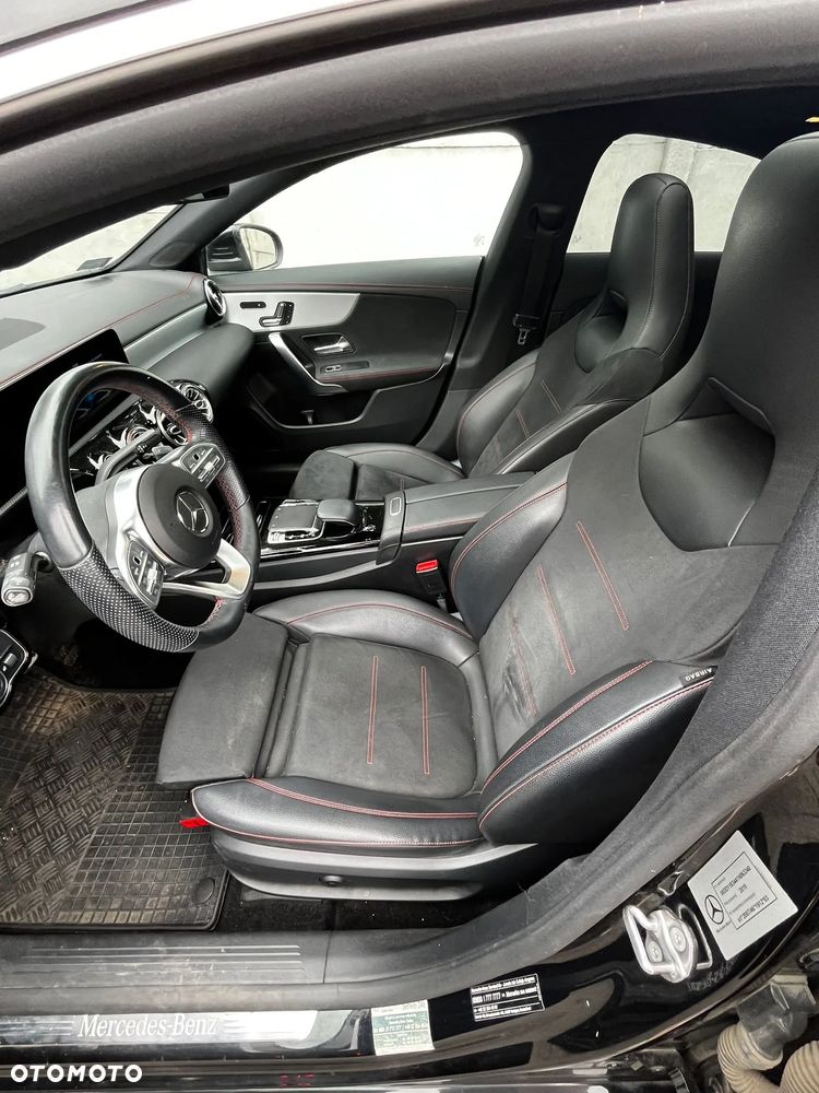 Mercedes-Benz CLA 220 AMG Line 7G-DCT - 12