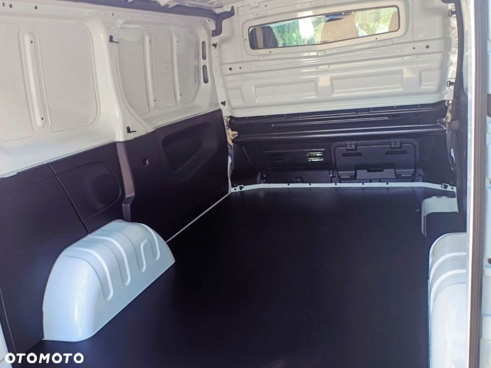 Renault TRAFIC - 10
