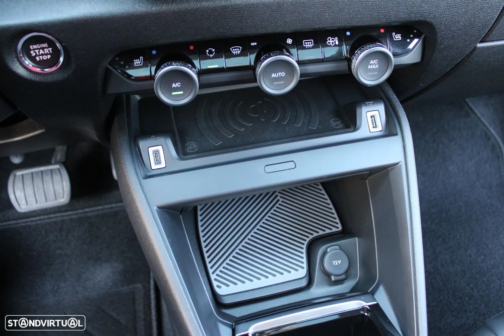 Citroën C4 X PureTech 130 Stop&Start EAT8 PLUS - 37