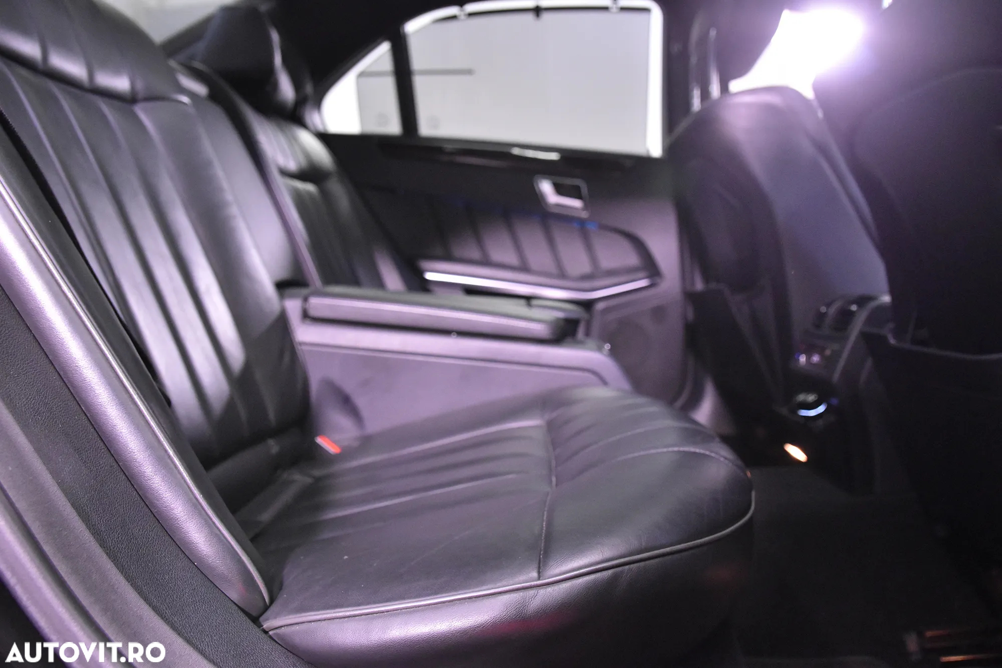 Mercedes-Benz E 250 CDI 4MATIC Aut. - 12