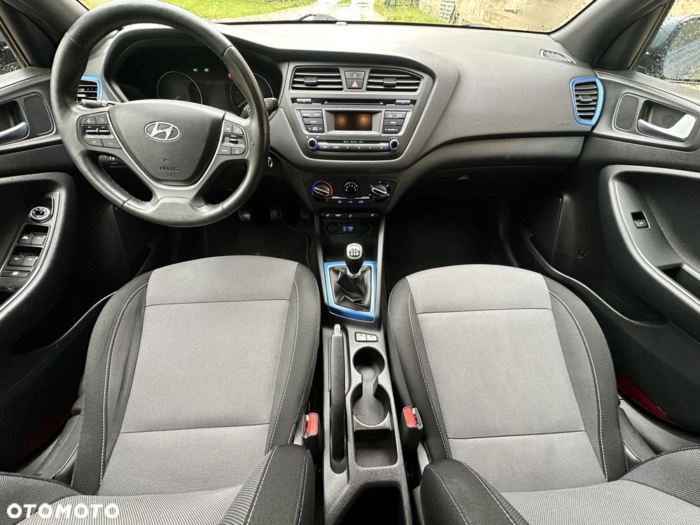 Hyundai i20 1.2 Passion Plus - 22
