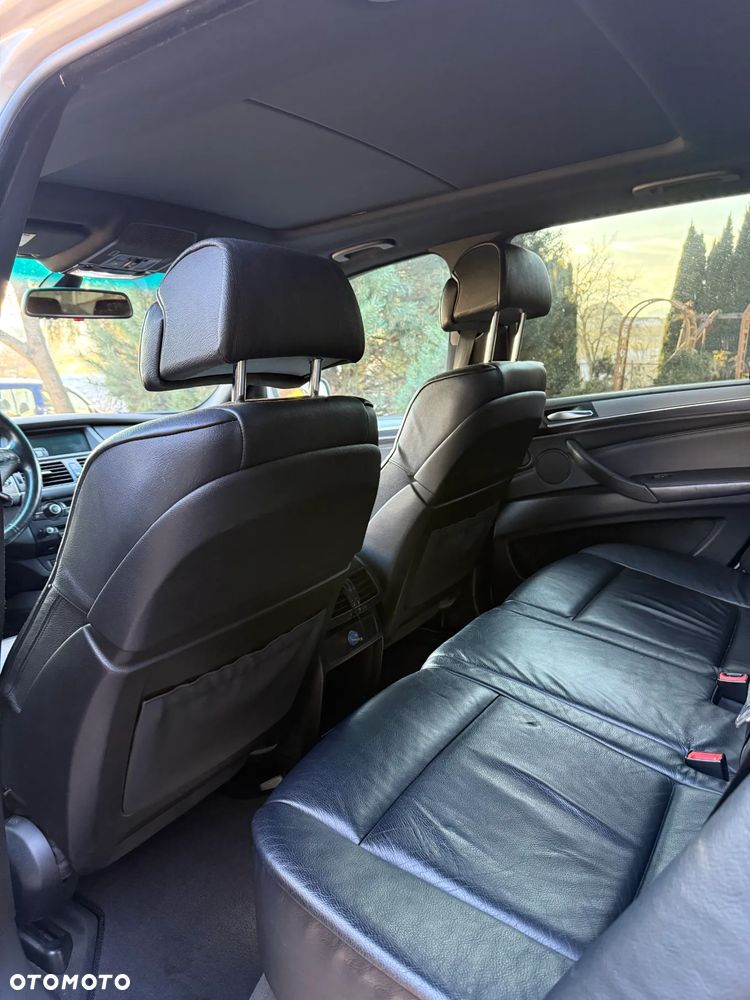 BMW X5 3.0si - 17