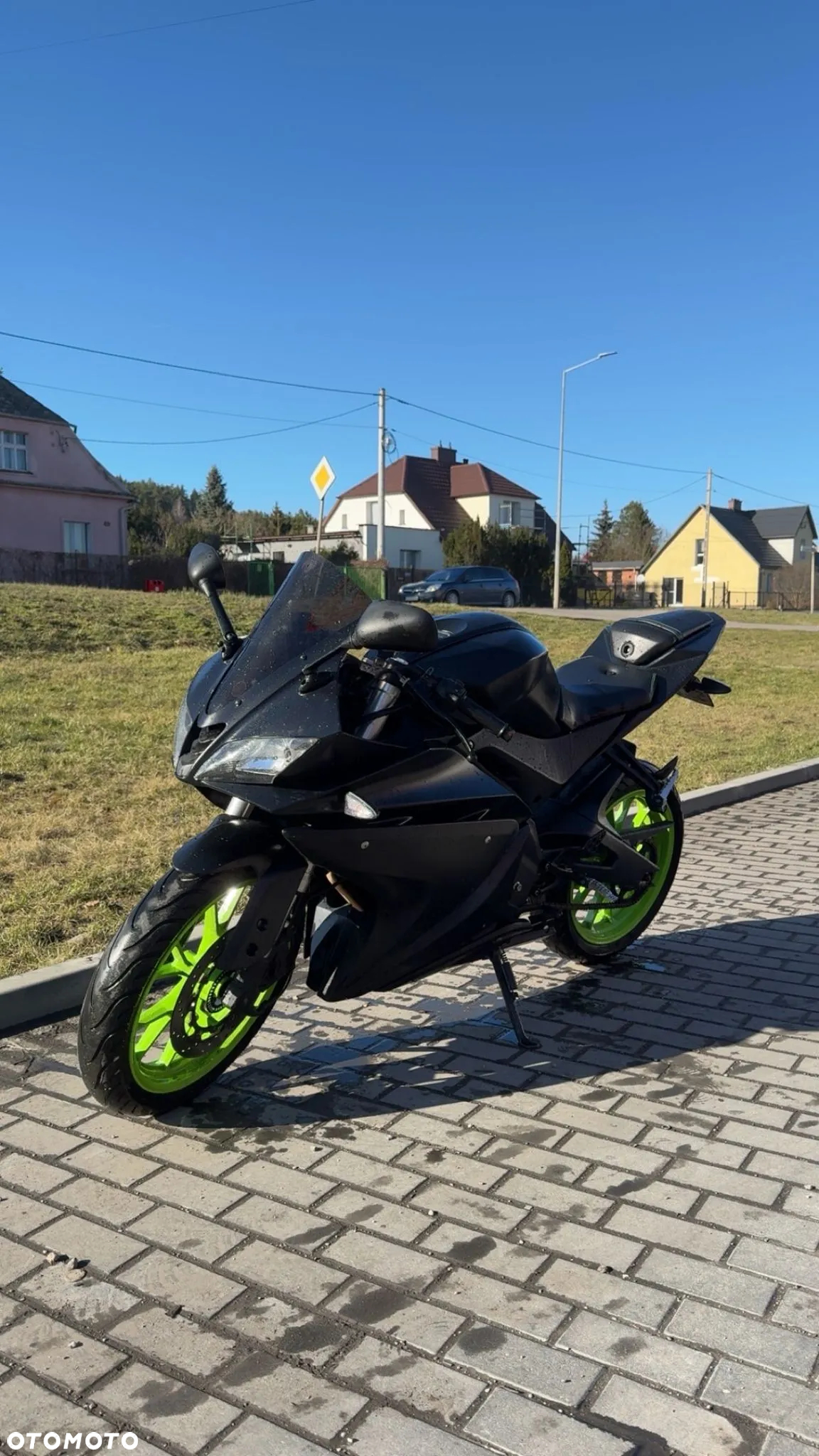 Yamaha YZF - 5