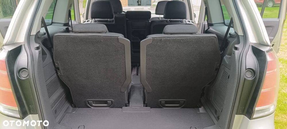 Opel Zafira 1.8 Family - 15