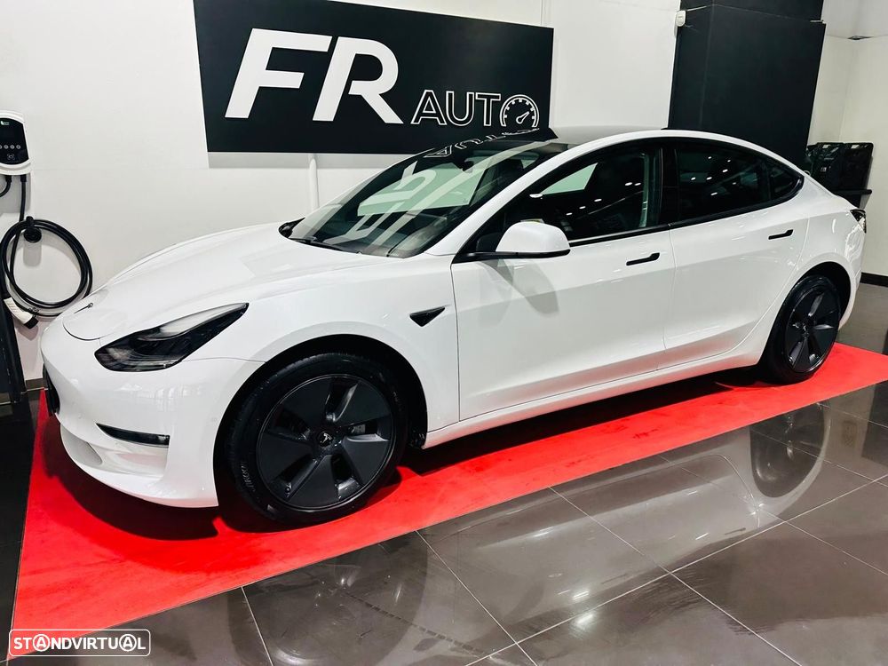 Tesla Model 3 Long-Range Dual Motor AWD - 3