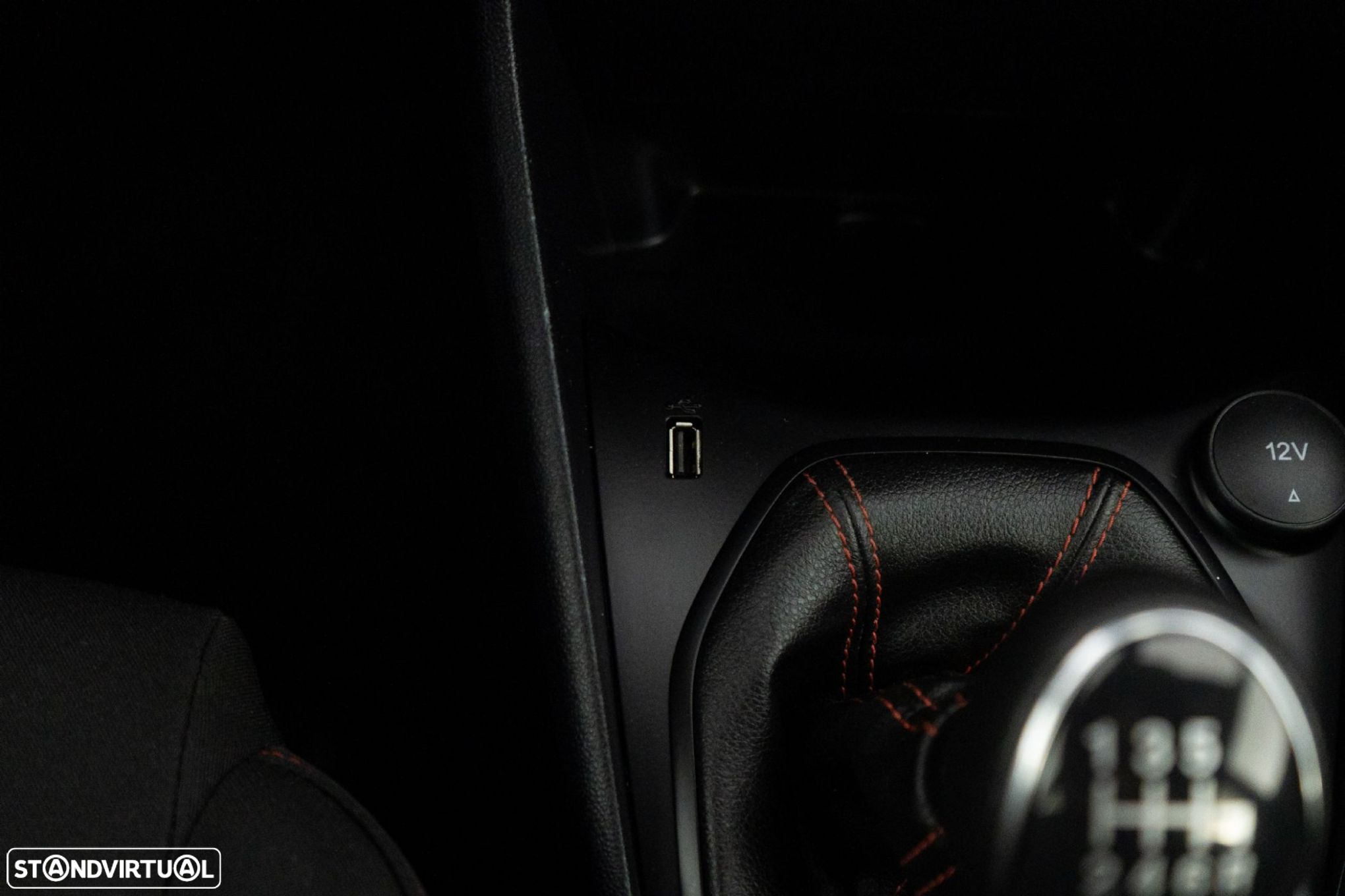 Ford Fiesta 1.0 EcoBoost ST-Line - 23