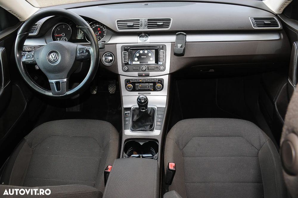 Volkswagen Passat Variant 2.0 TDI BlueMotion Technology Highline - 7