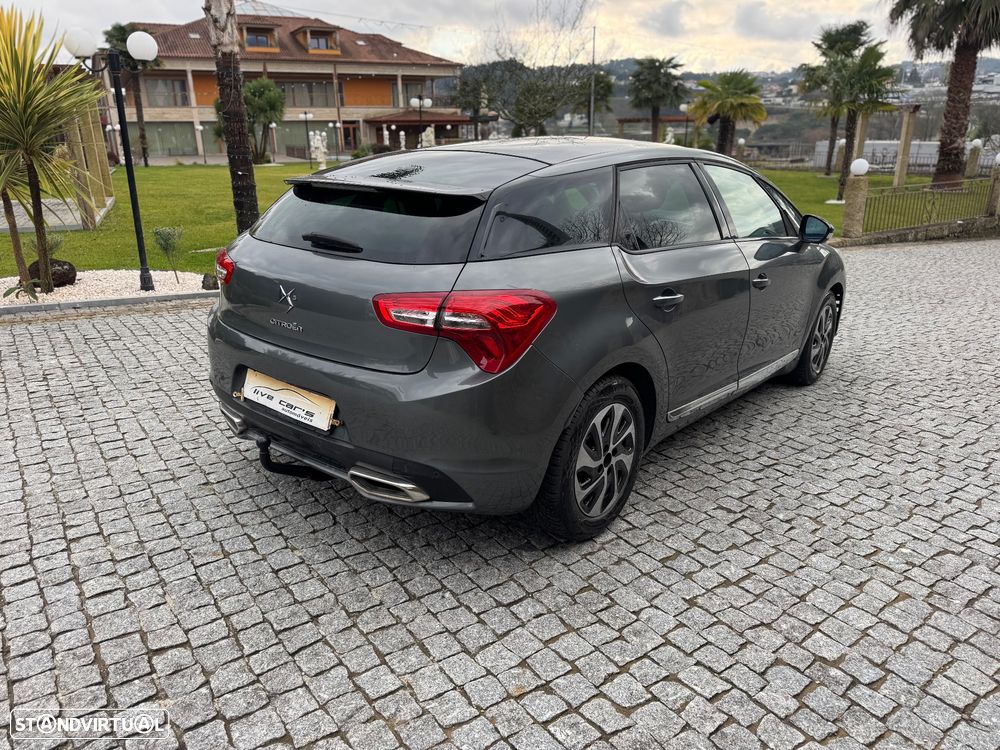 Citroën DS5 e-HDi 110 EGS6 SoChic - 13