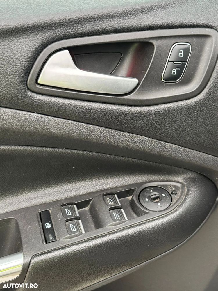 Ford Kuga 2.0 TDCi 4WD Powershift Titanium - 18