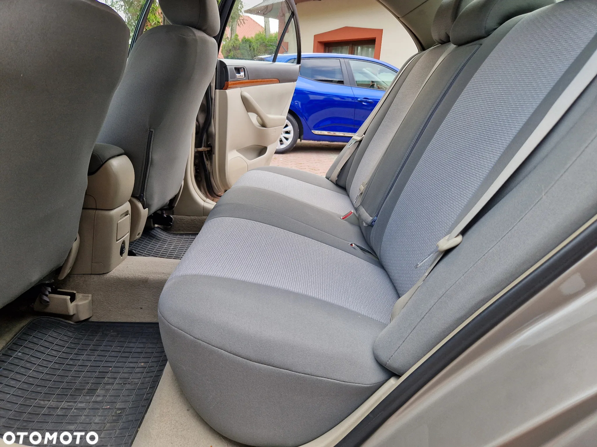 Toyota Avensis 1.8 VVT-i Sol - 40