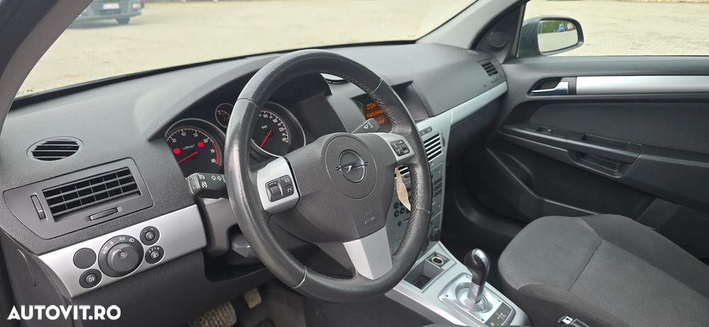 Opel Astra 1.6 Caravan - 15