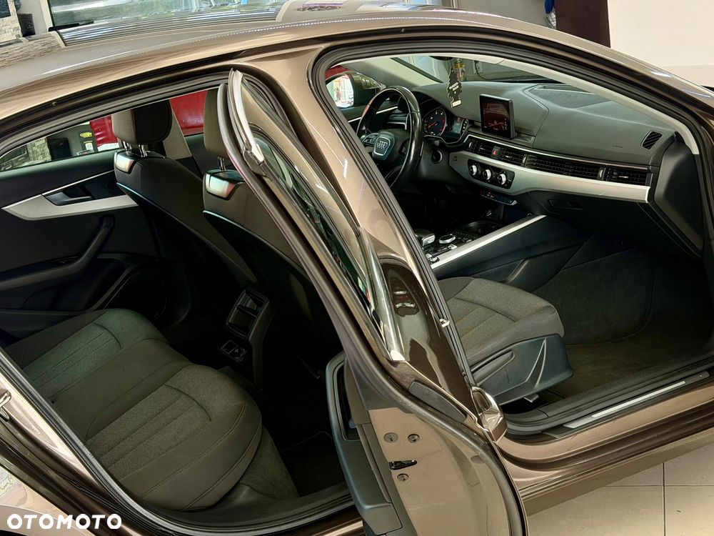 Audi A4 Limousine 2.0 TDI S tronic - 30