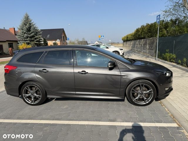 Ford Focus 1.0 EcoBoost ST-Line ASS - 9