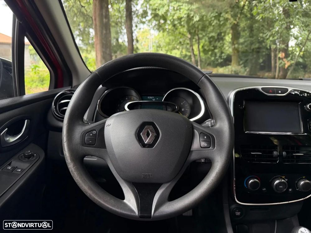 Renault Clio Sport Tourer - 13