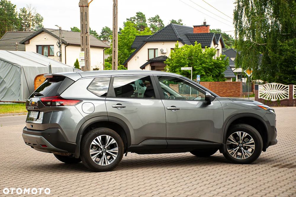 Nissan Rogue - 12