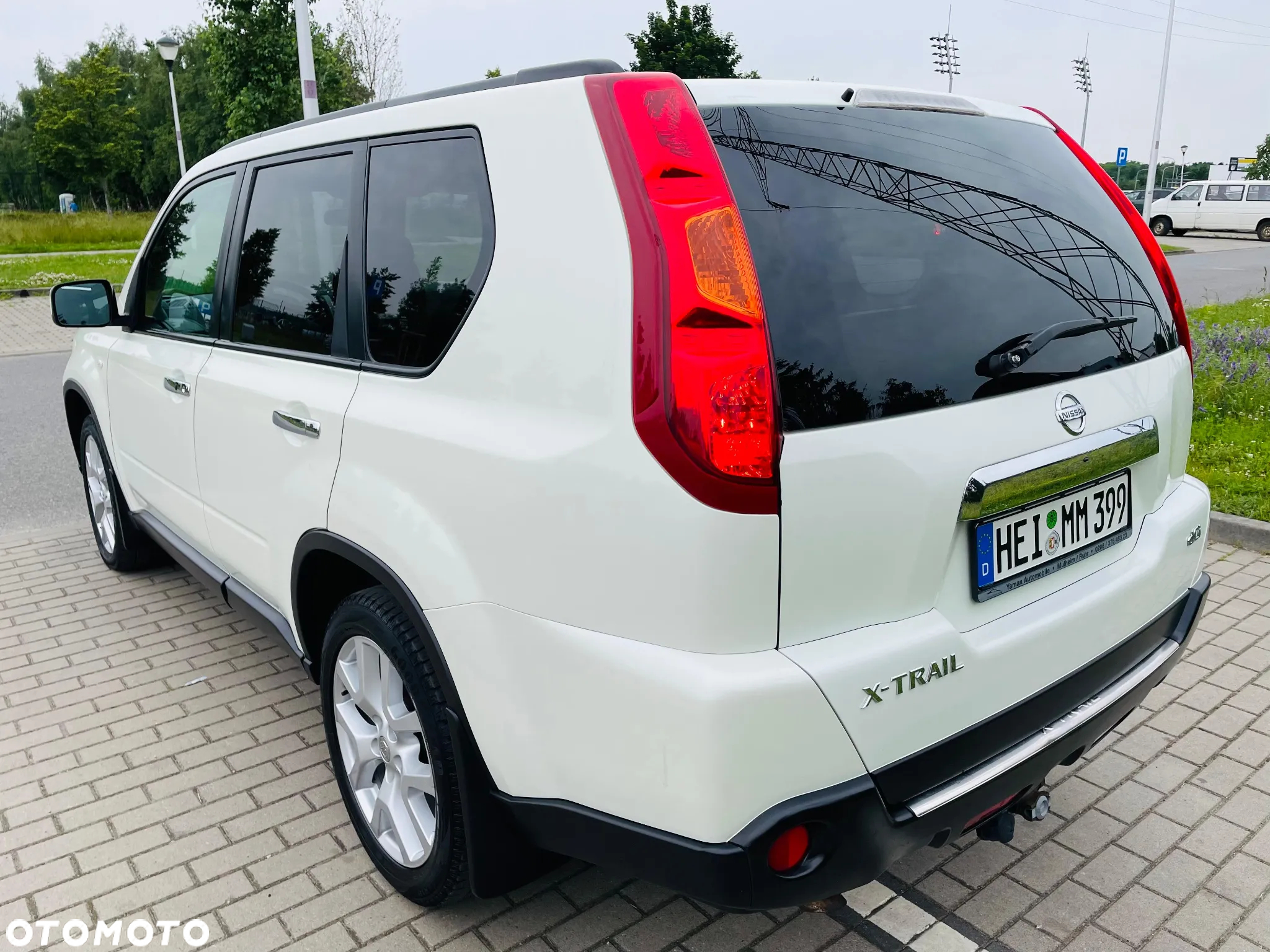 Nissan X-Trail 2.0 dCi 4x4 DPF Automatik Platinum - 3