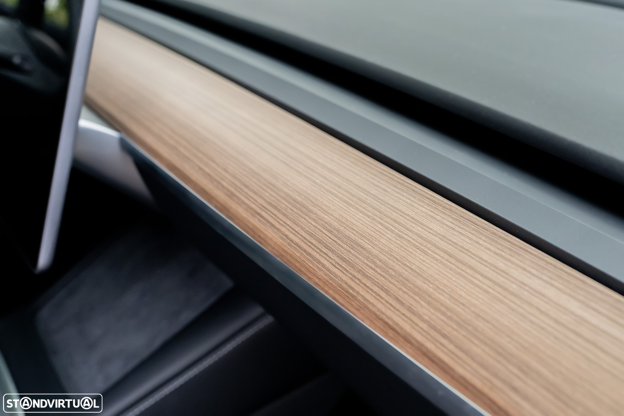 Tesla Model Y Performance Tração Integral - 16
