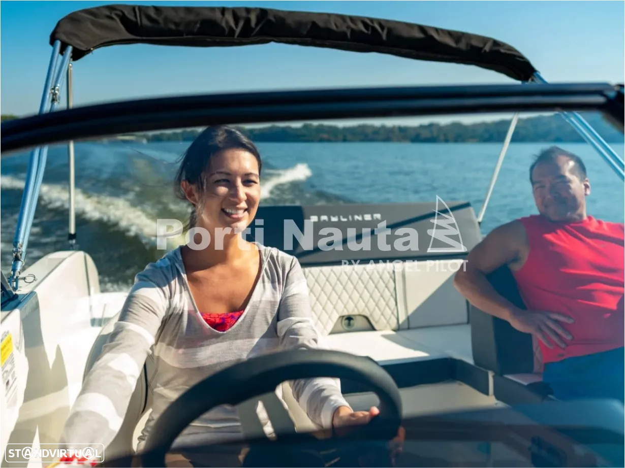 Bayliner Deck Boat DX 2000 OB - 6