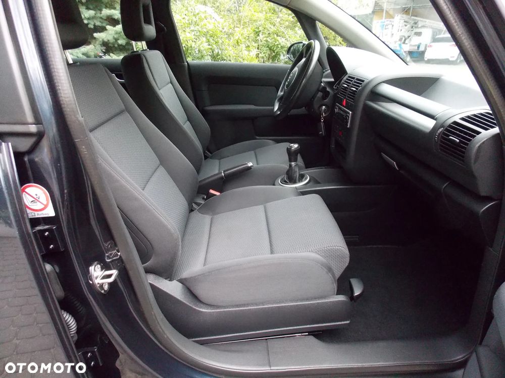 Audi A2 1.4 - 16