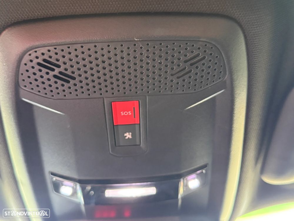 Peugeot 2008 1.5 BlueHDi GT Line EAT8 - 43