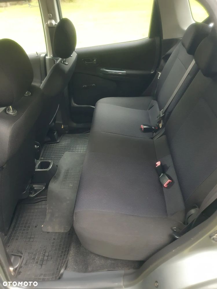Suzuki Ignis - 11