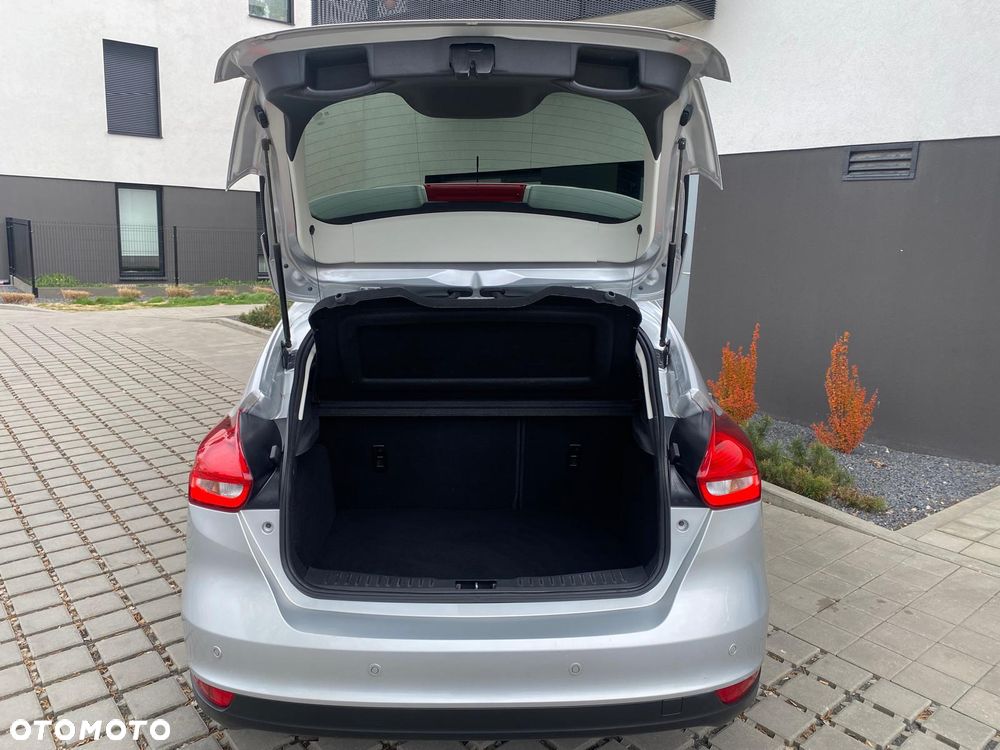 Ford Focus 1.0 EcoBoost STart-Stopp-System TITANIUM - 20