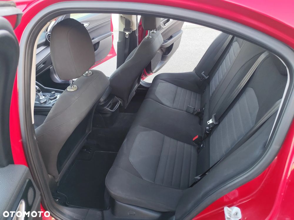 Alfa Romeo Giulia 2.0 Turbo Super - 8