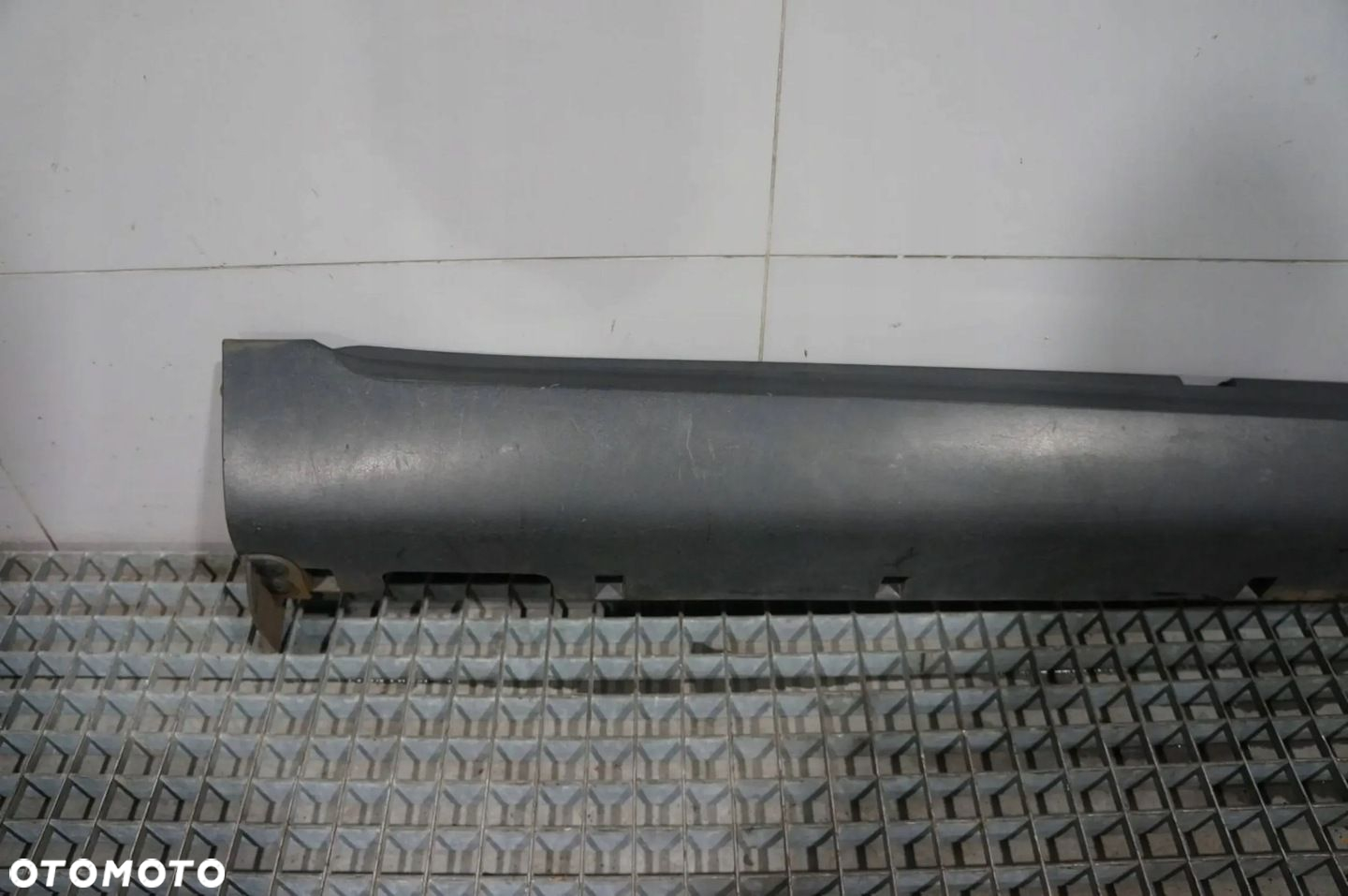 LISTWA PROGOWA PRAWA NAKŁADKA PROGU HYUNDAI SANTA FE II LIFT 87720-2B200 - 2