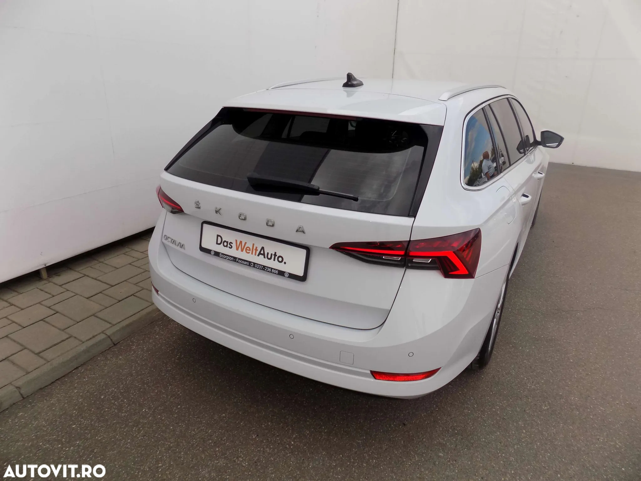 Skoda Octavia 2.0 TDI DSG Style - 5