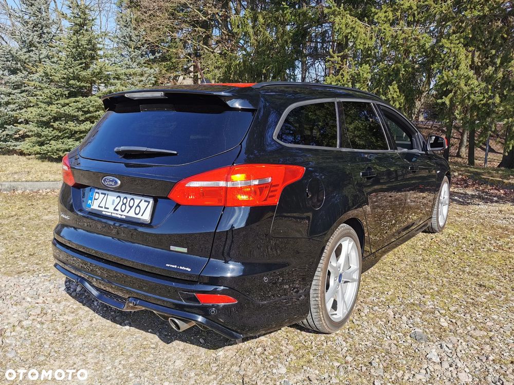 Ford Focus 1.5 EcoBoost STart-Stopp-System ST-LINE - 19