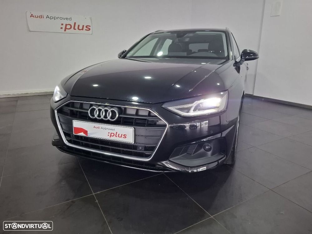Audi A4 Avant 30 TDI S tronic - 2