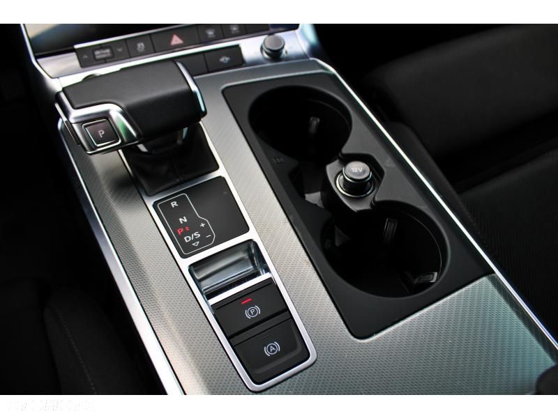 Audi A6 Avant - 32