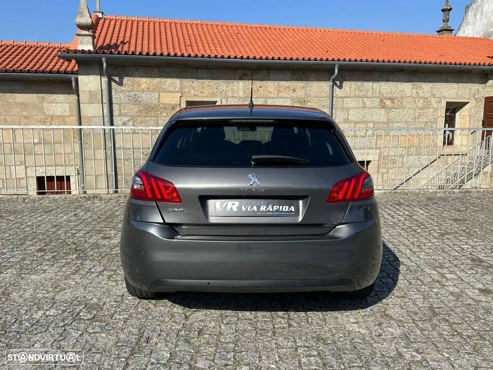 Peugeot 308 - 6