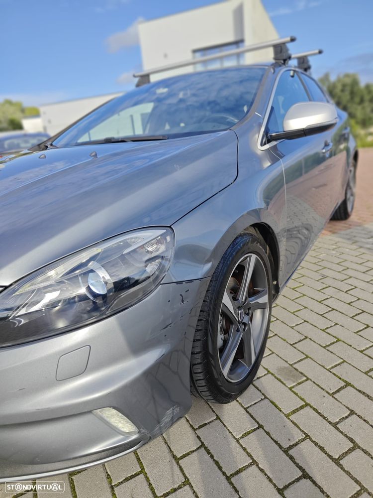 Volvo V40 D2 R Design - 21