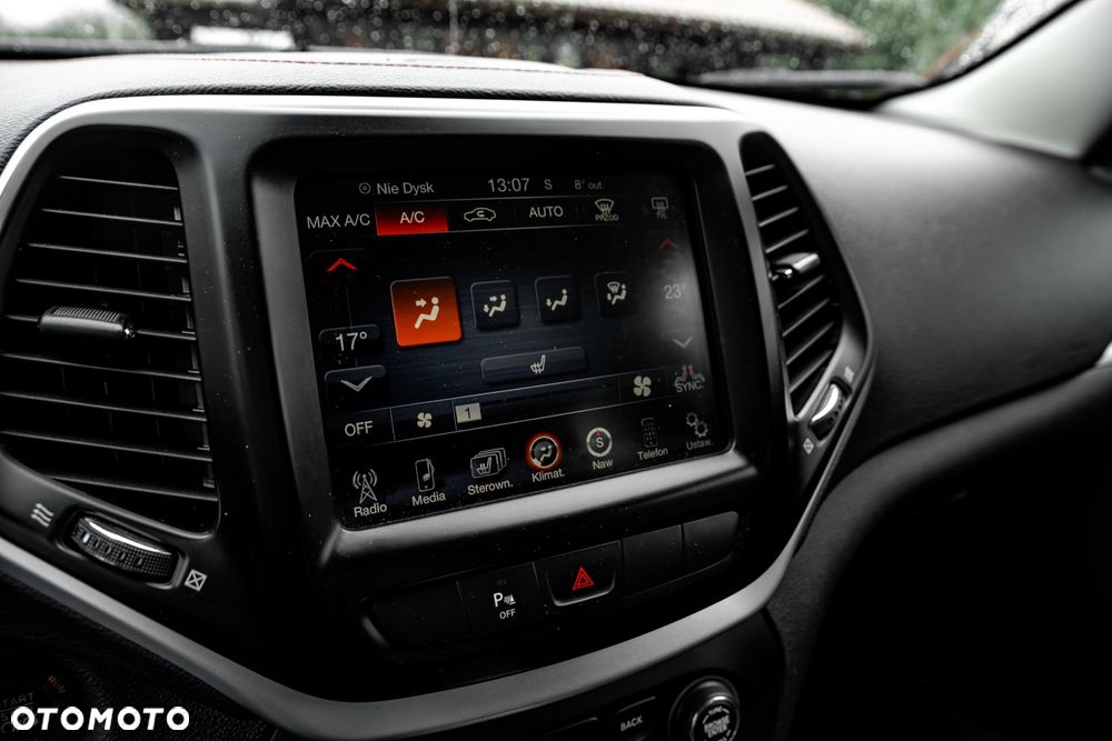 Jeep Cherokee 3.2 V6 Pentastar Active Drive I Automatik Limited - 34