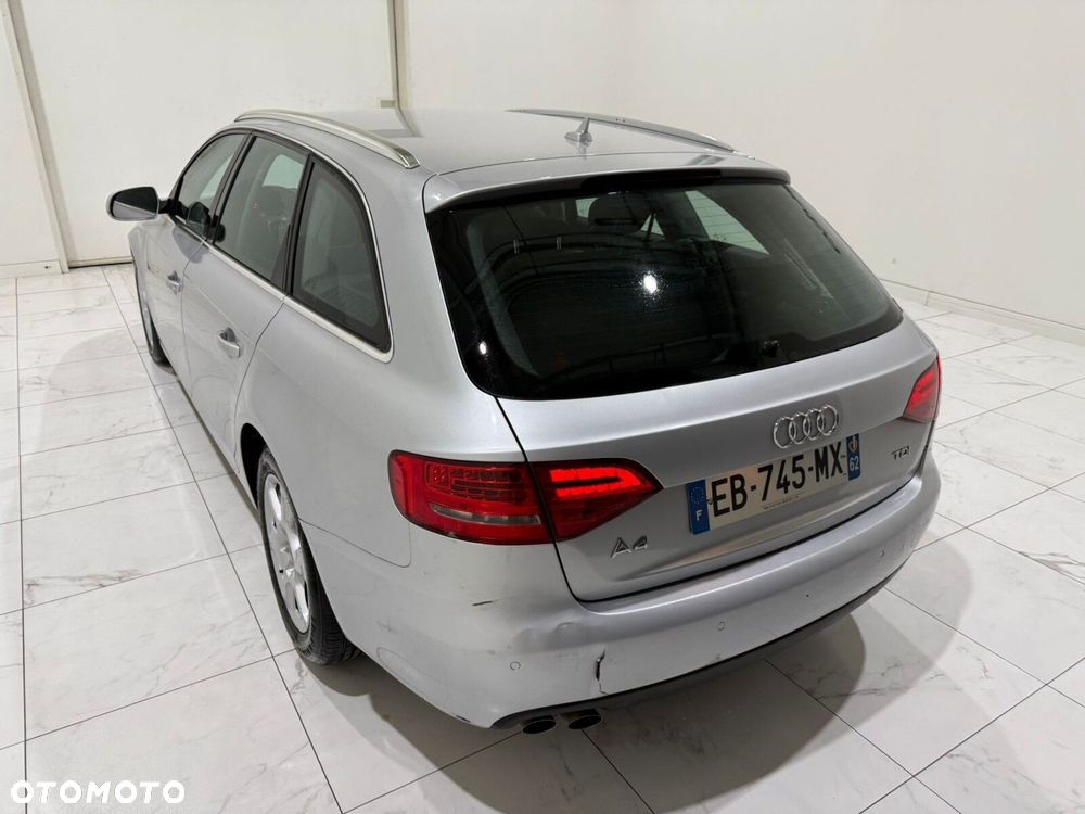 Audi A4 Avant - 13