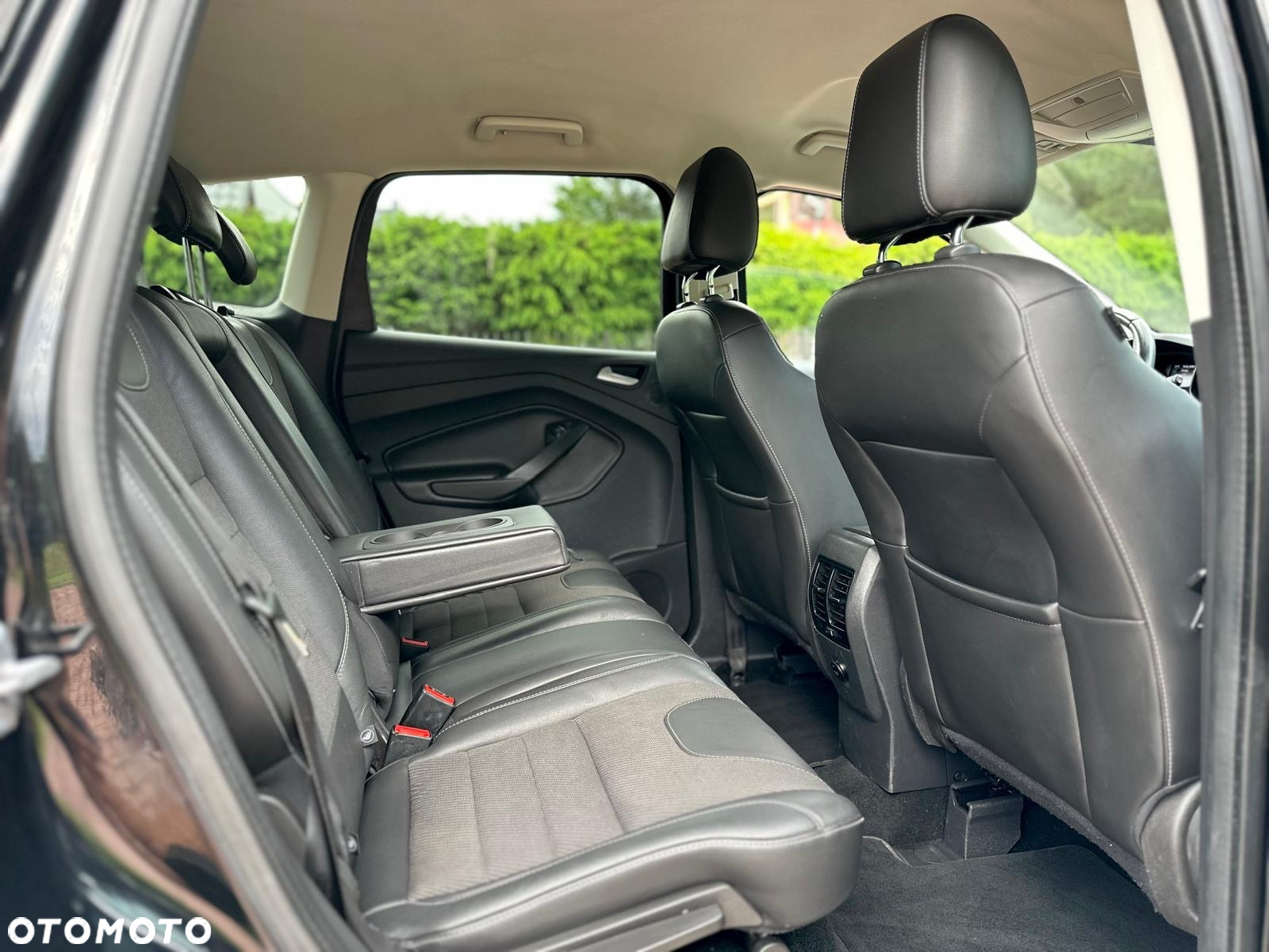 Ford Kuga 2.0 TDCi AWD Titanium - 14