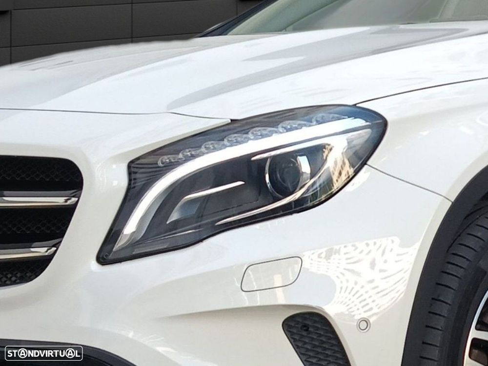 Mercedes-Benz GLA 180 - 5