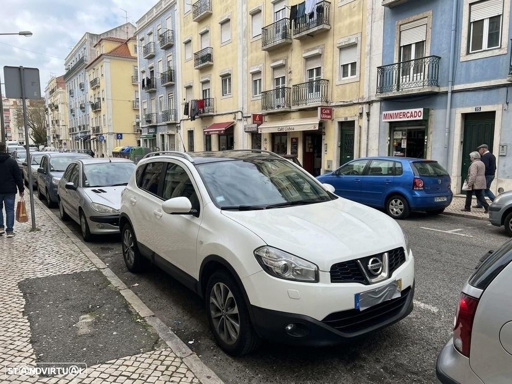 Nissan Qashqai - 2