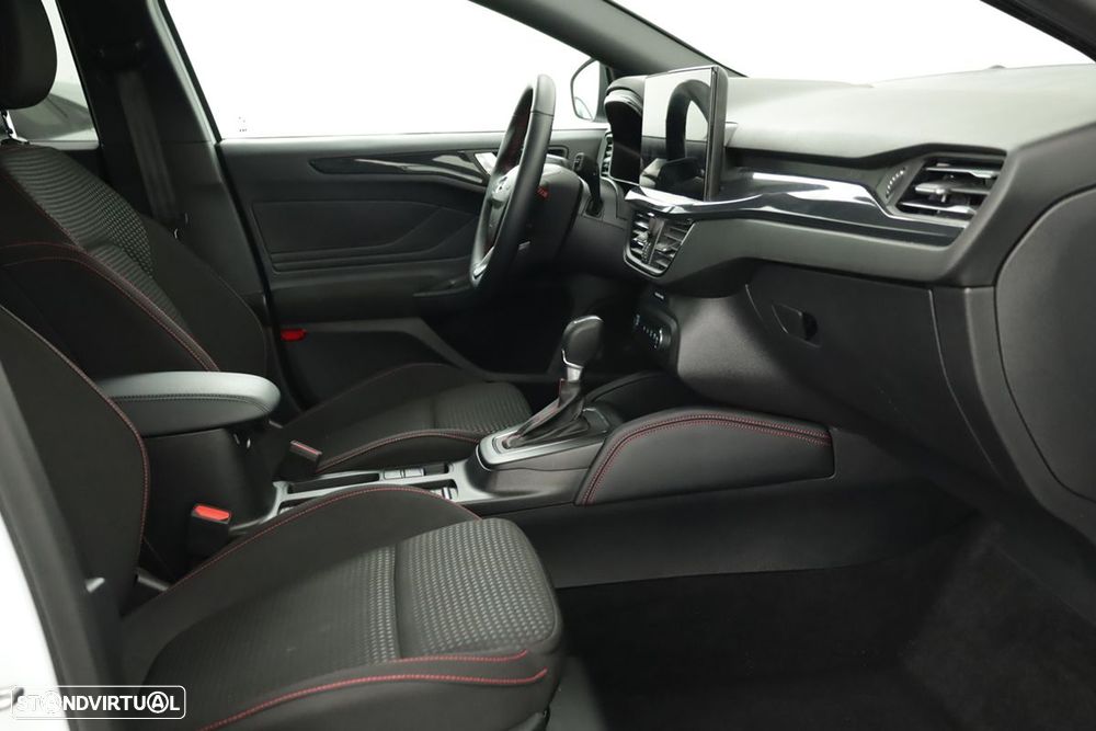 Ford Focus 1.0 EcoBoost MHEV ST-Line X Aut. - 19