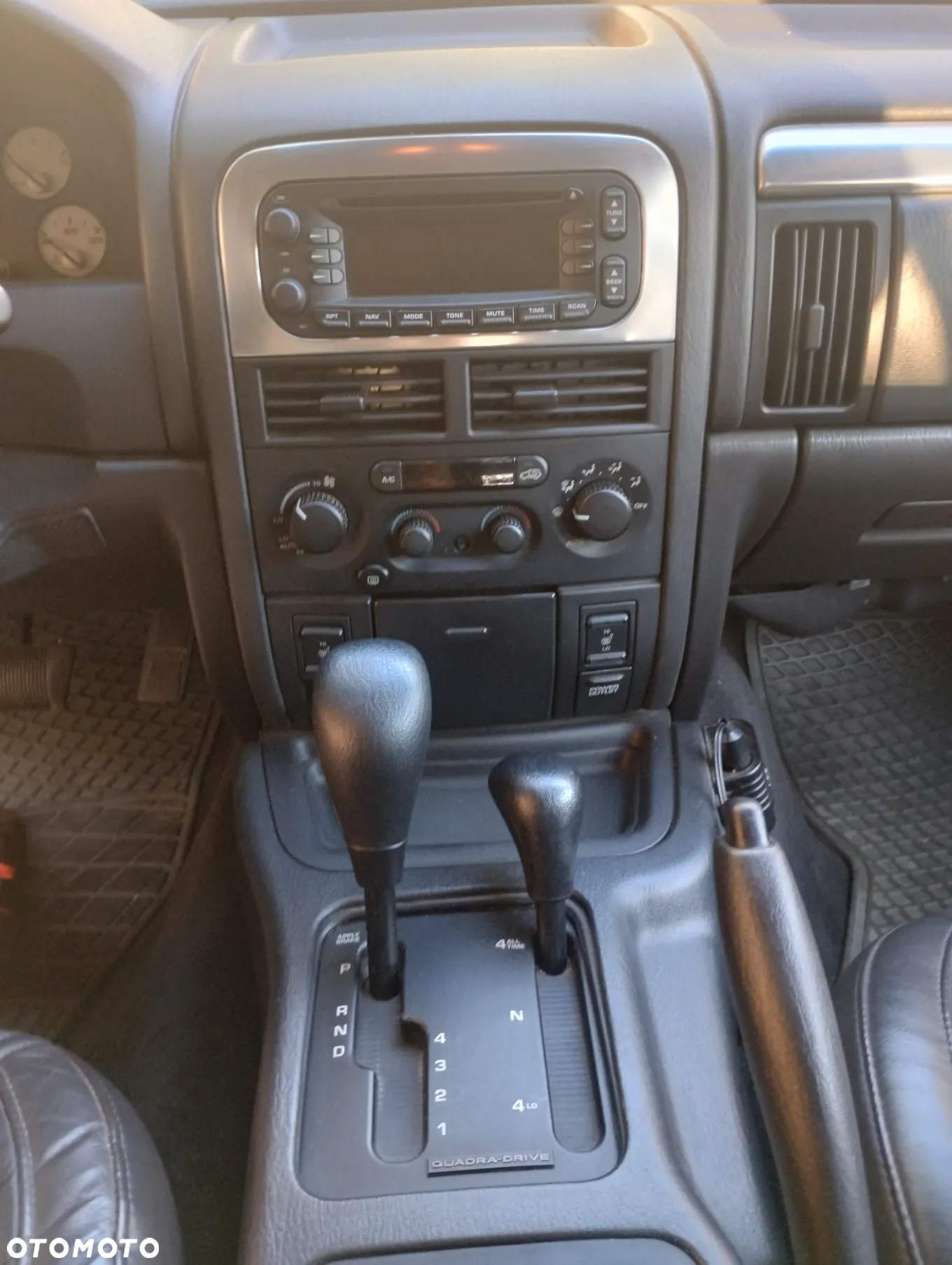 Jeep Grand Cherokee - 6