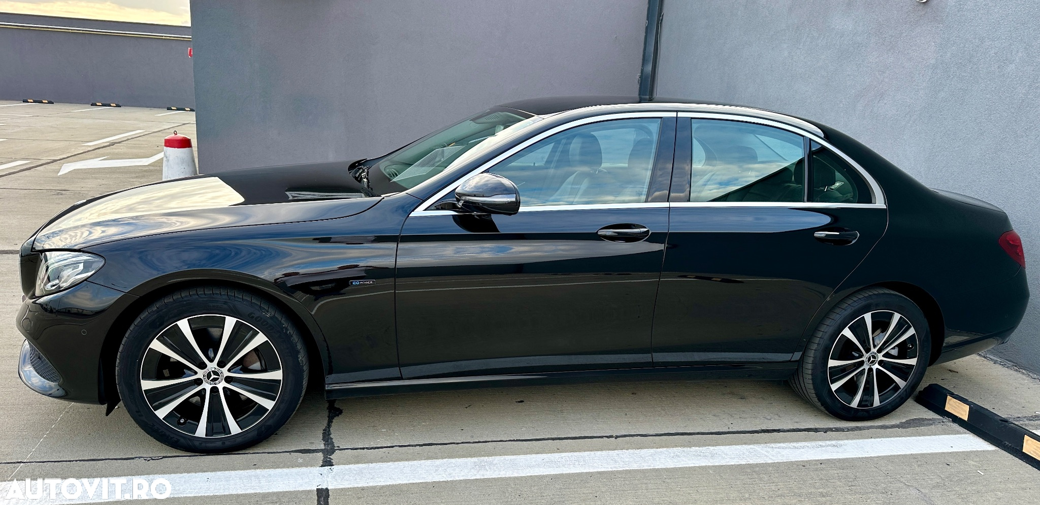 Mercedes-Benz E 300e 9G-TRONIC - 7