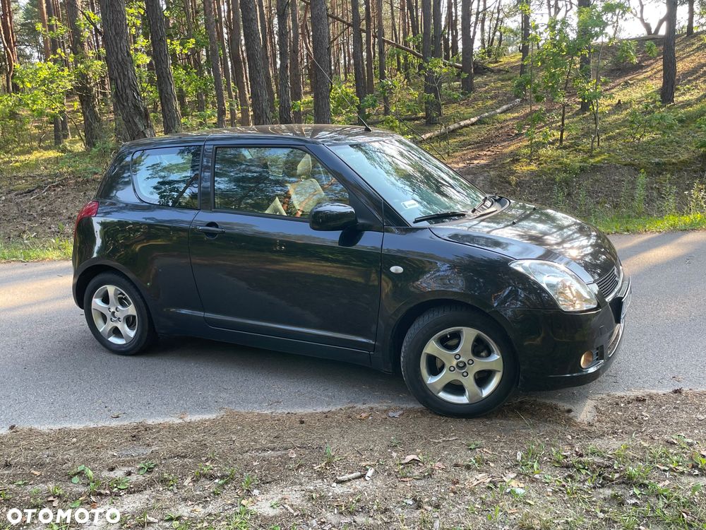 Suzuki Swift - 2