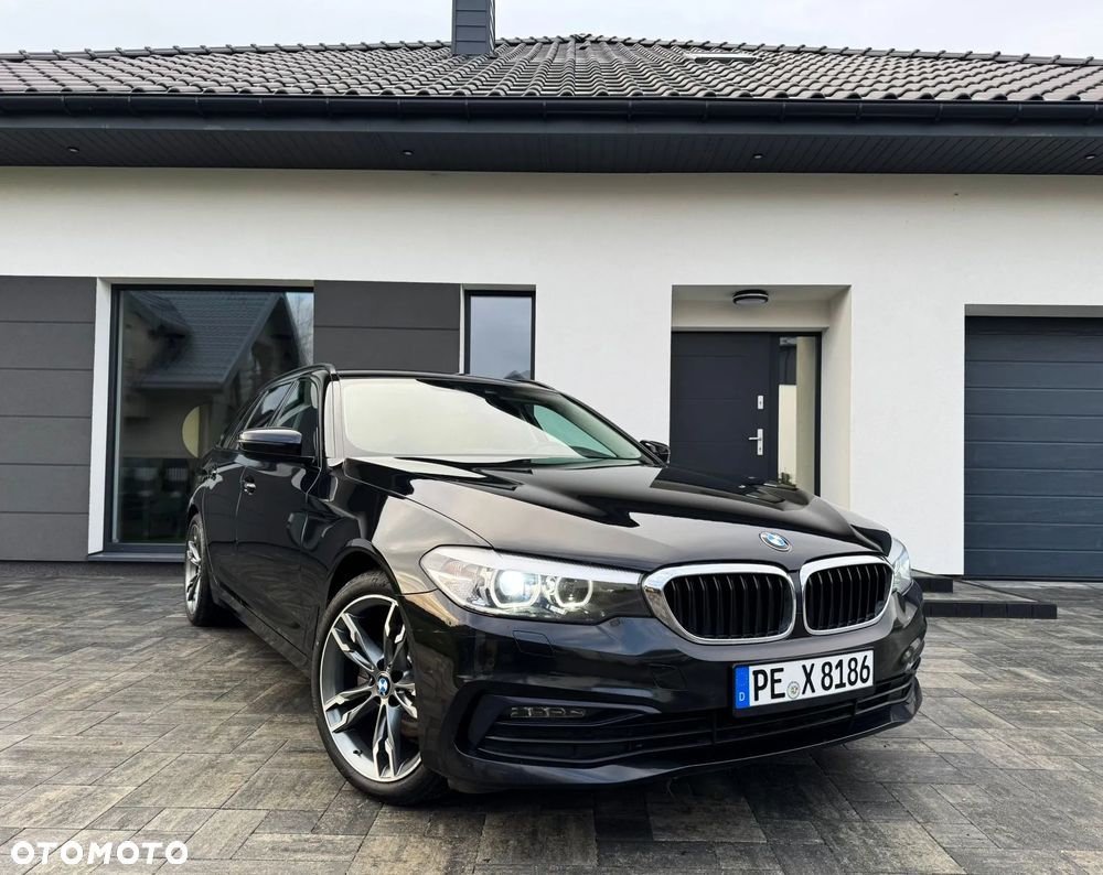 BMW Seria 5 520d M Sport Edition - 1