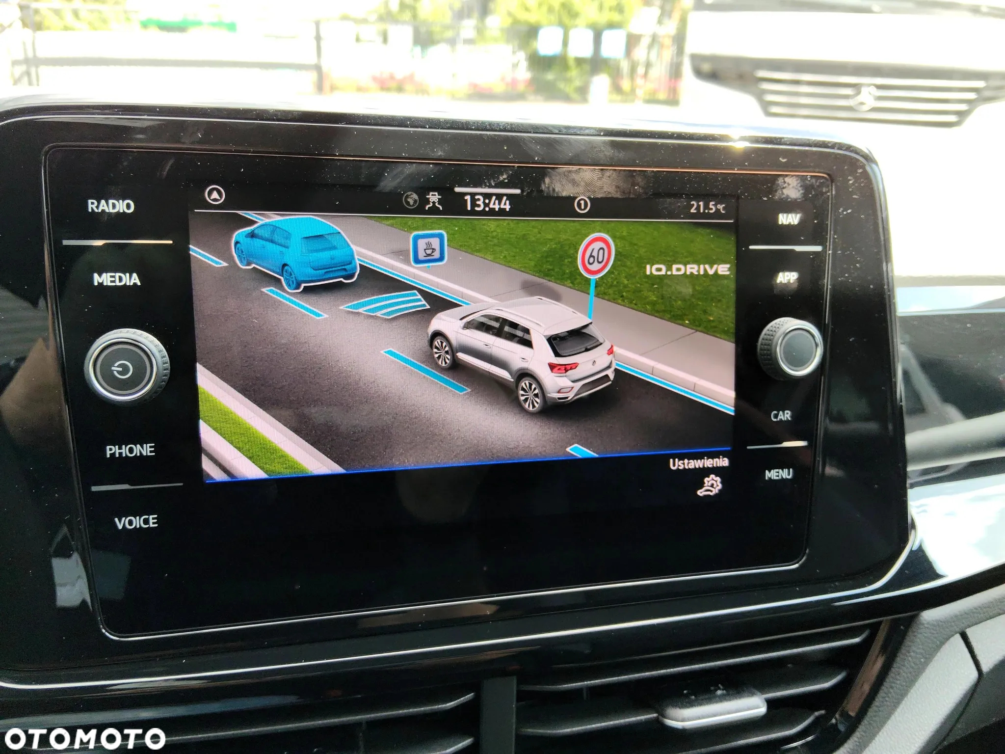 Volkswagen T-Roc 1.5 TSI R-Line Plus DSG - 33