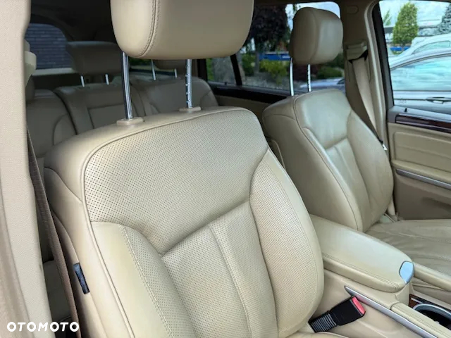 Mercedes-Benz GL 450 CDI - 28