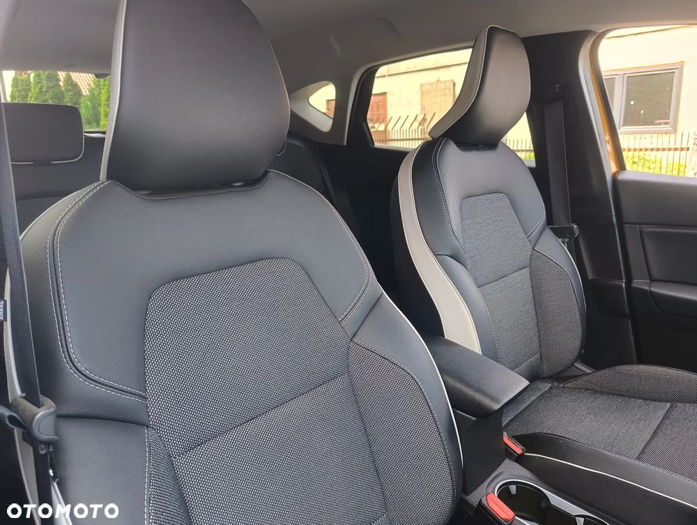 Renault Captur E-TECH Full 145 TECHNO - 12