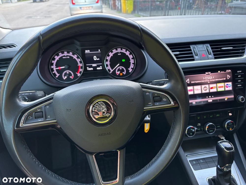 Skoda Octavia 2.0 TDI SCR Ambition DSG - 10