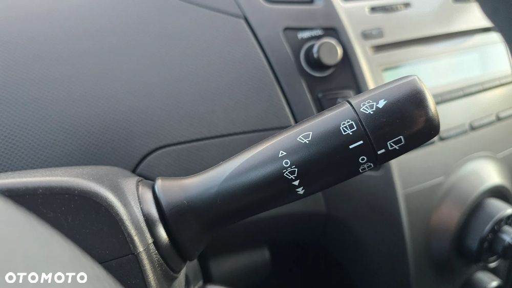 Toyota Yaris - 28